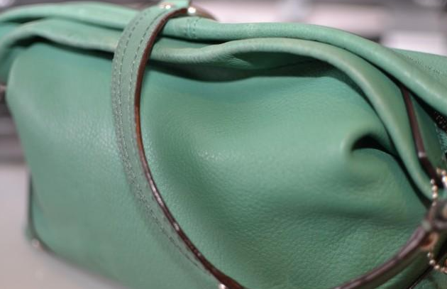 How to Repair Bag Strap