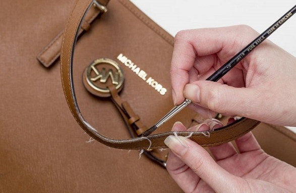 How to Repair a Leather Bag