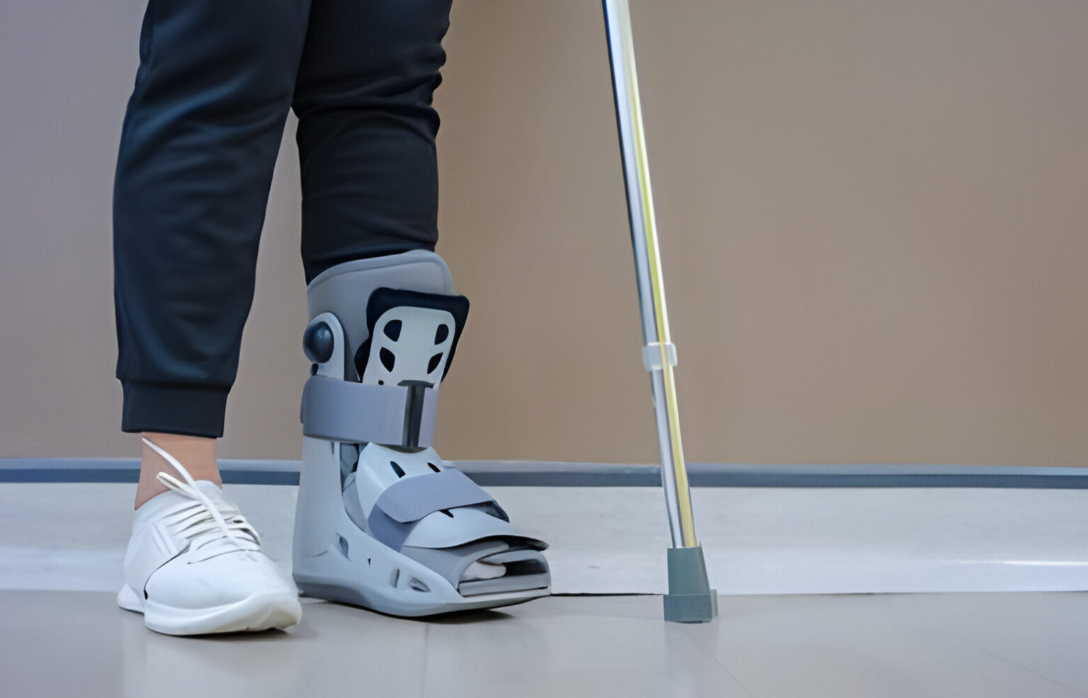 How Does A Walking Boot Help A Sprained Ankle Kenzie Styles